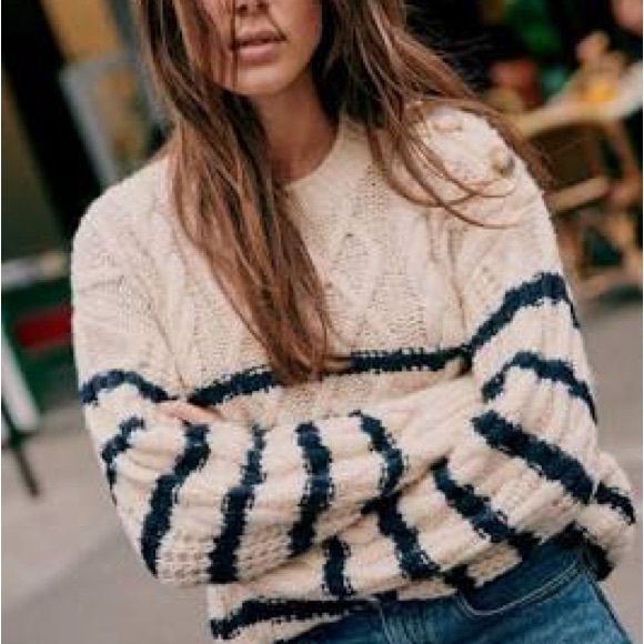 Sezane Pull James in Ecru/Marine - Picture 2 of 6